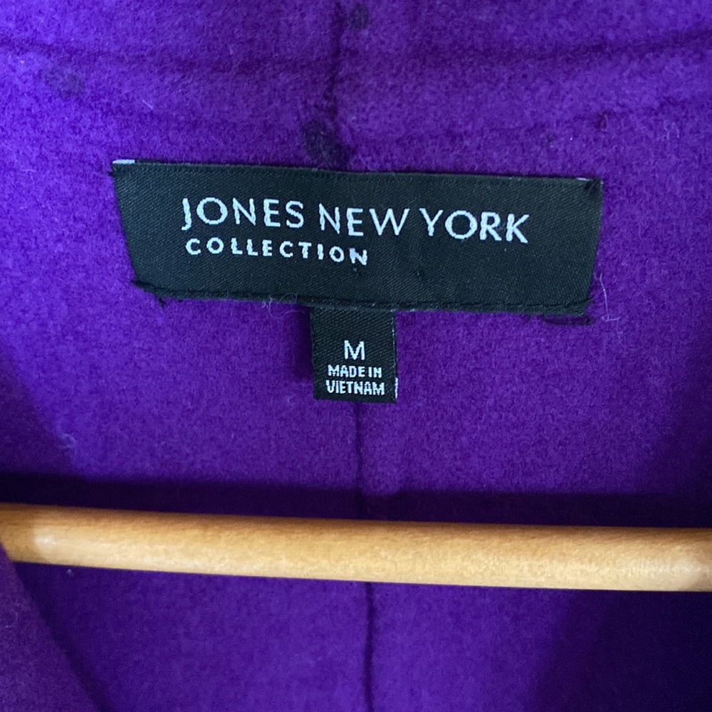 Jones New York Purple Soft Wool Blazer - Size Medium - Picture 3 of 11